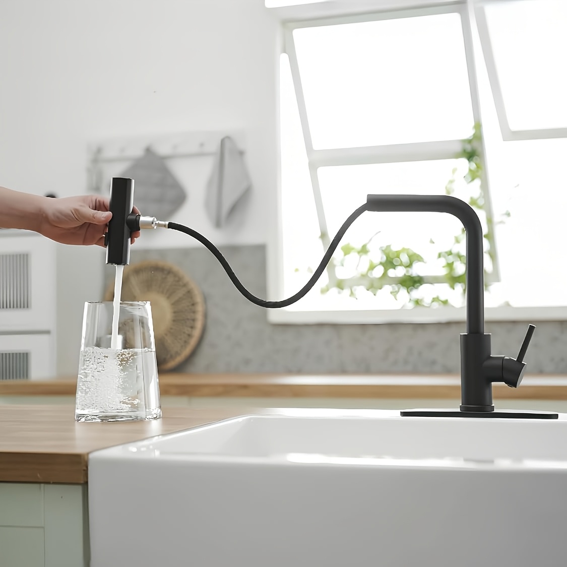 1 PC Black Kitchen Faucet With - đánh giá và giá Commercial Kitchen Taps